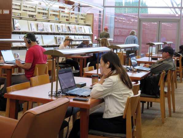 上海人在上海做会计好吗 《外地人vs上海人：在上海做会计的区别与机遇》